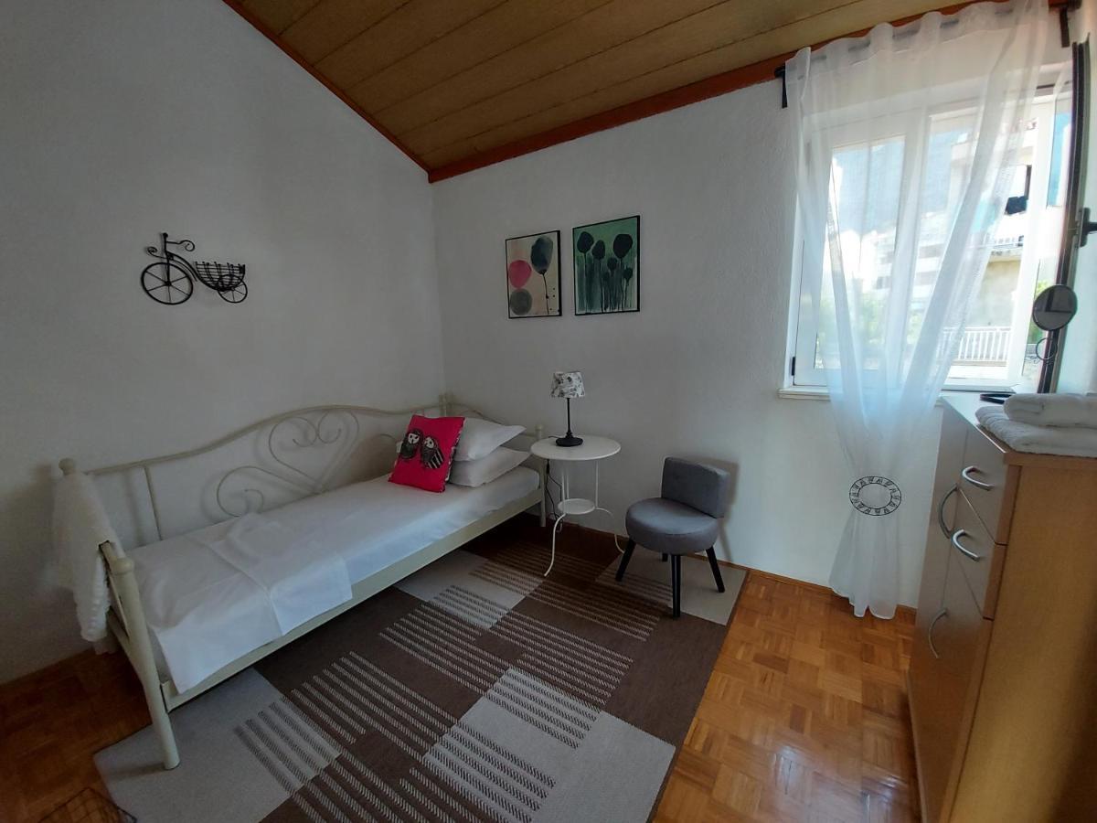 Apartments And Rooms Villa Dona 马卡尔斯卡 外观 照片