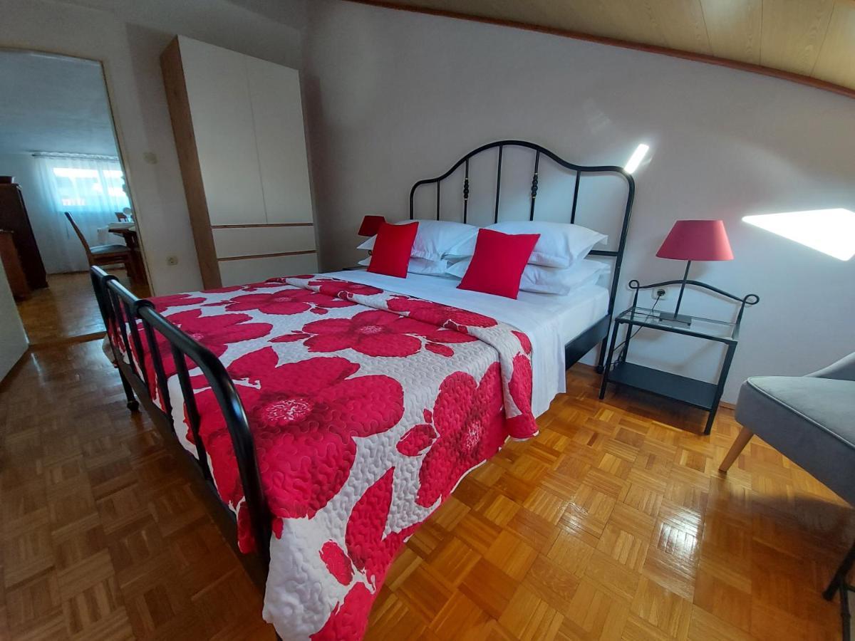 Apartments And Rooms Villa Dona 马卡尔斯卡 外观 照片