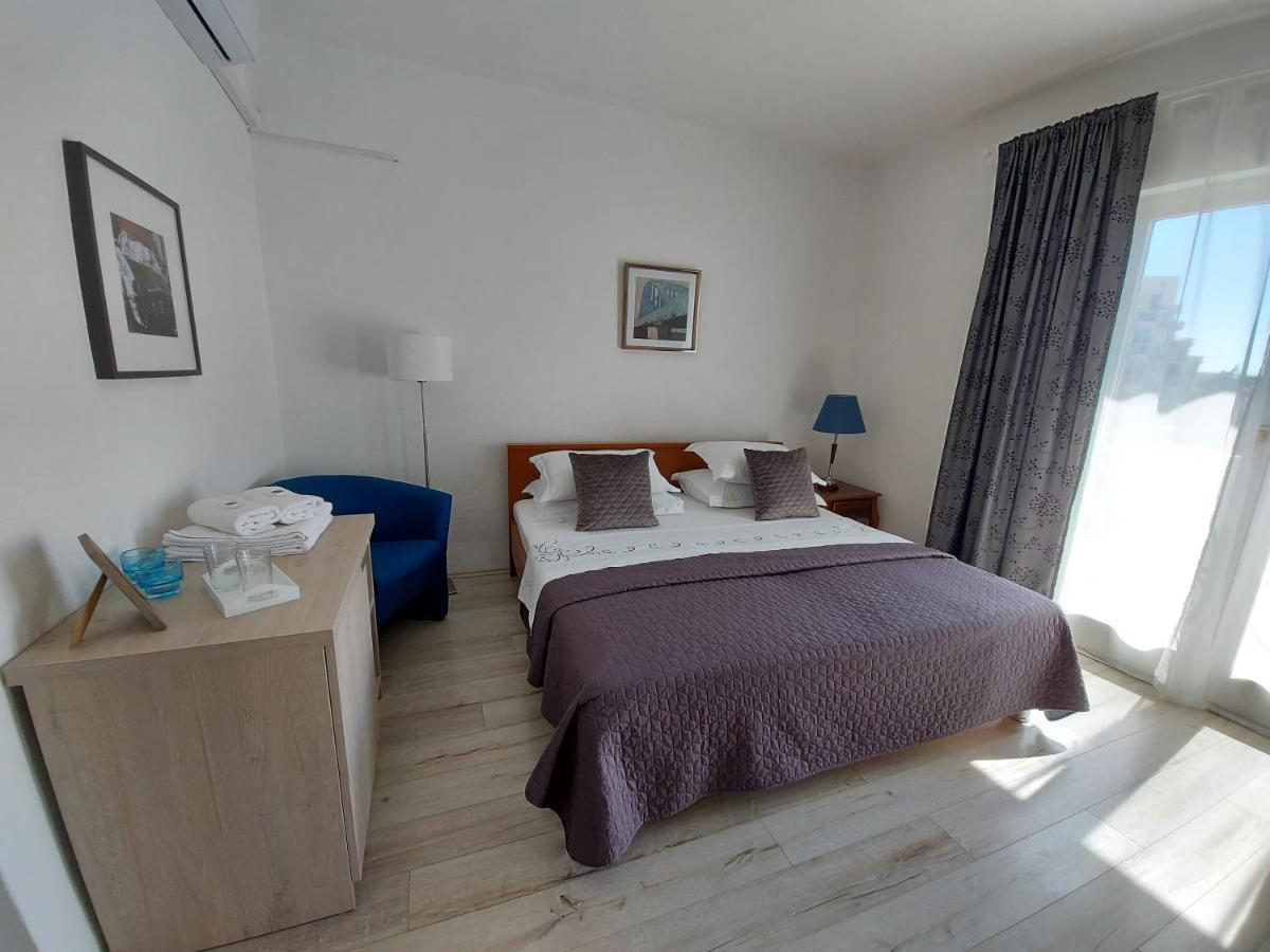 Apartments And Rooms Villa Dona 马卡尔斯卡 外观 照片