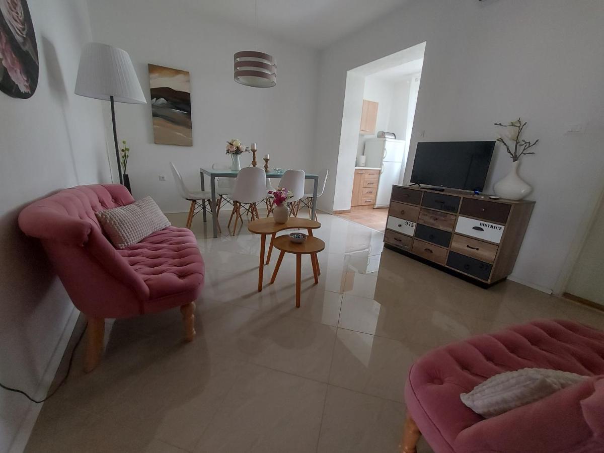 Apartments And Rooms Villa Dona 马卡尔斯卡 外观 照片